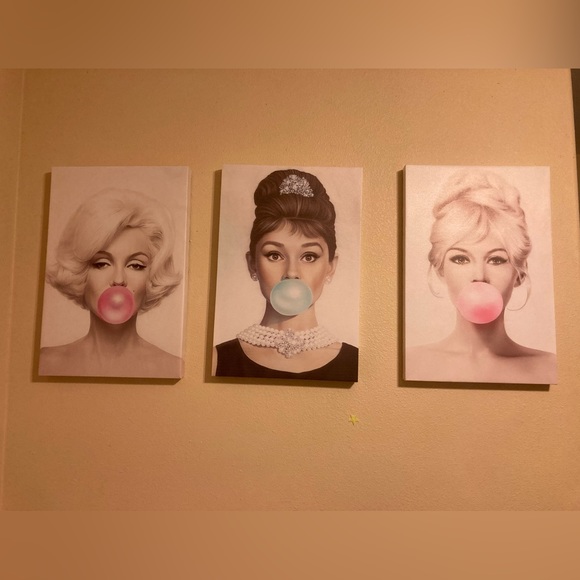 Meet your Posher, Sarah - Picture 1 of 1